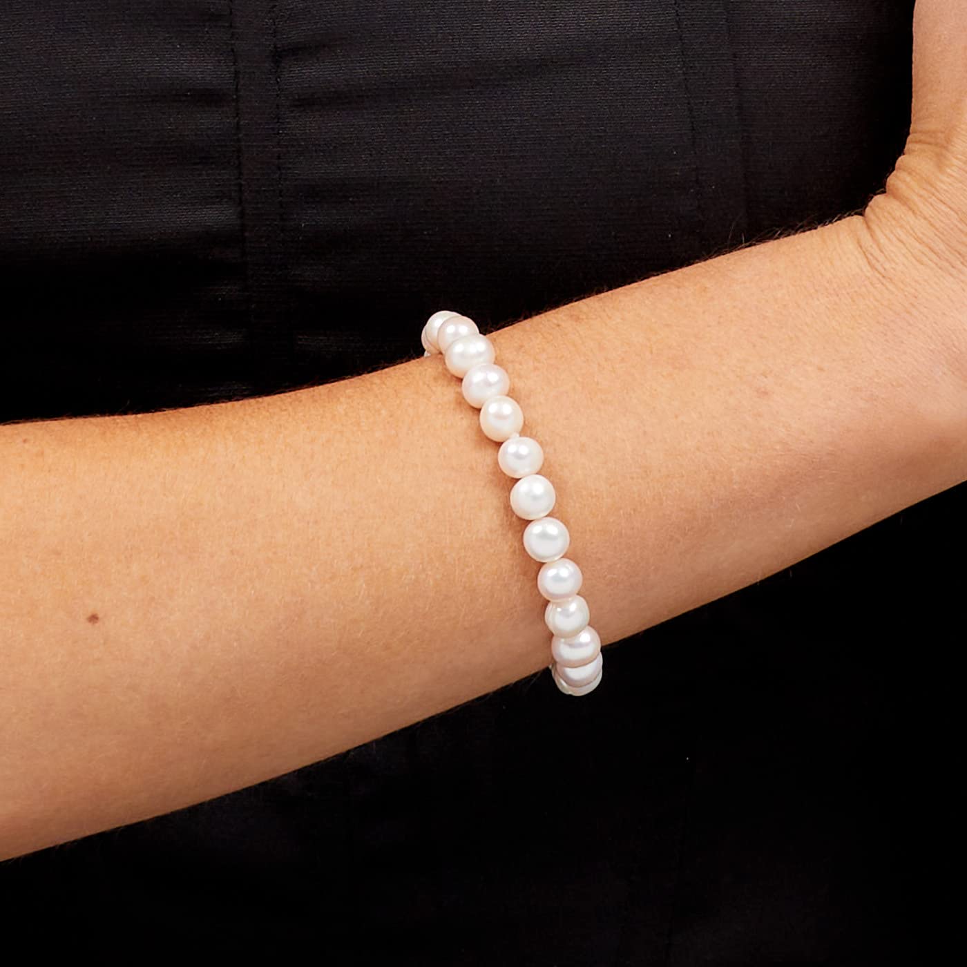 White Freshwater Pearl Bracelet with Magnetic Ball Clasp on Model