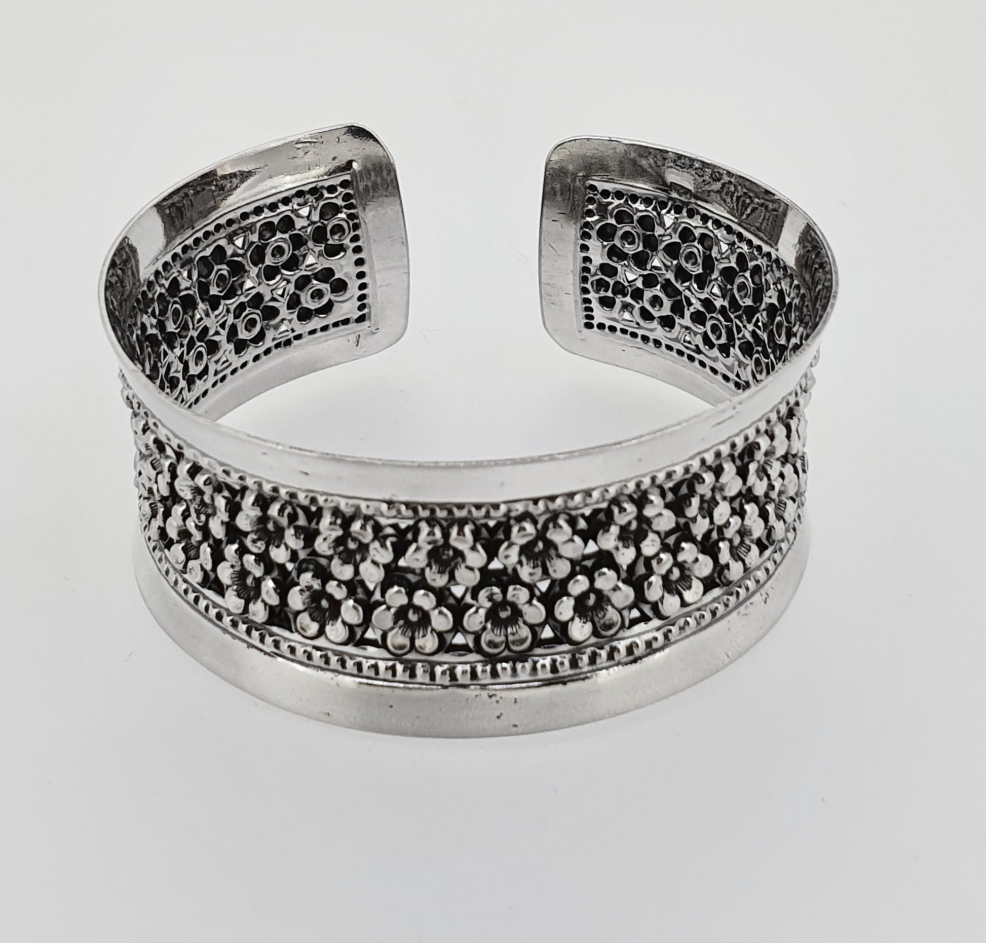 silver flower cuff